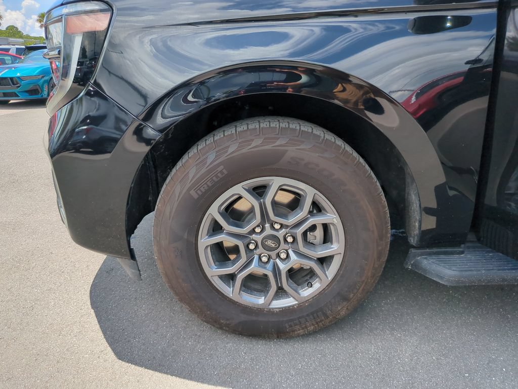 Certified 2025 Ford Expedition Max Active AWD/4WD image 35