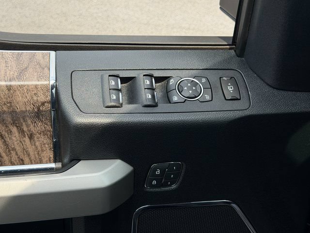 Certified 2019 Ford F250 Lariat w/ Lariat Value Package AWD/4WD image 25