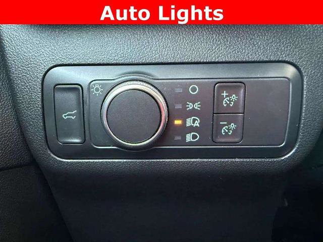 Certified 2022 Ford Escape SE w/ SE Sport Appearance Package image 19