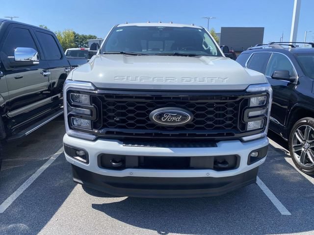 Certified 2025 Ford F250 Lariat w/ Lariat Ultimate Package AWD/4WD image 2
