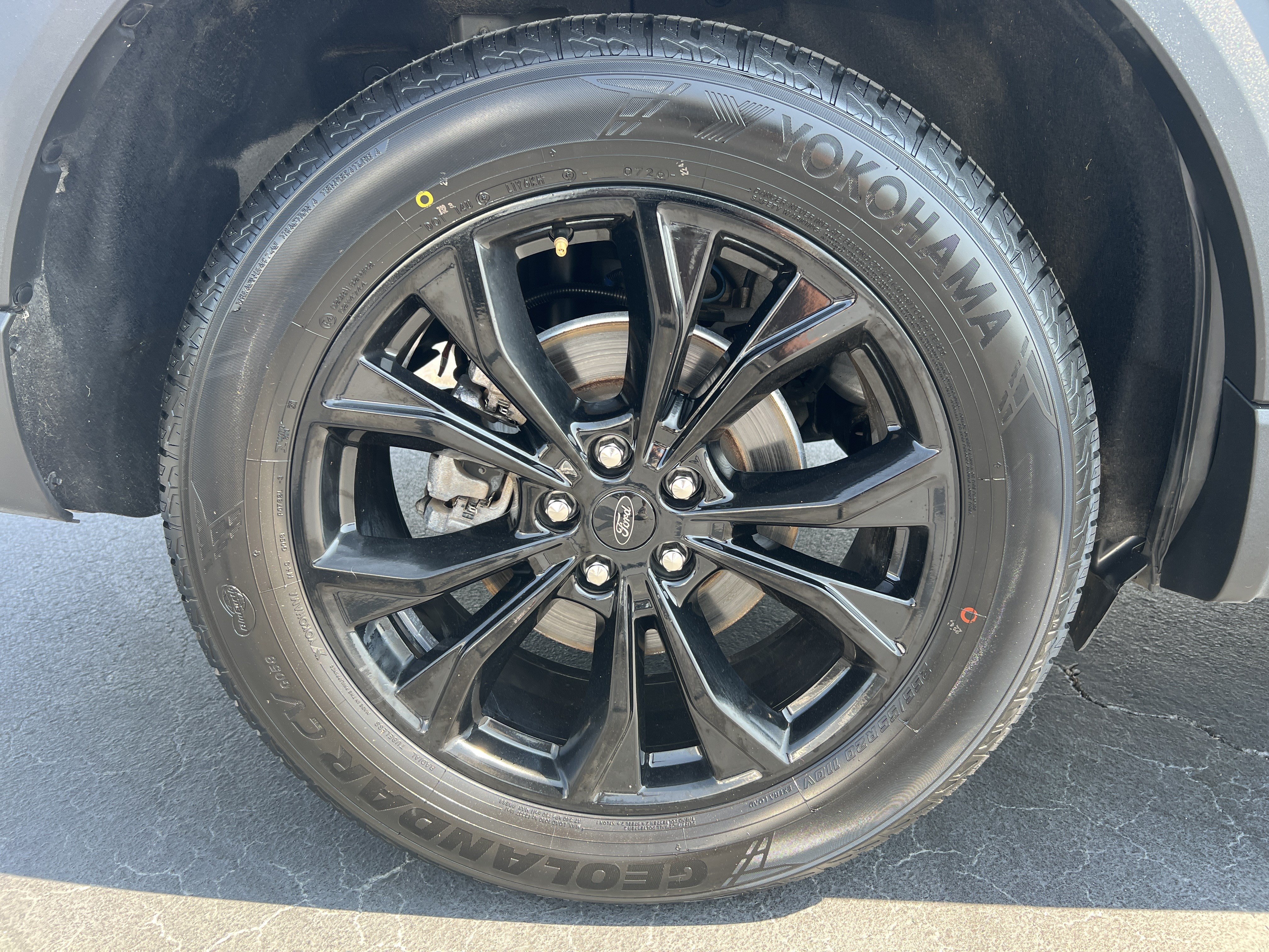 Certified 2023 Ford Explorer XLT w/ Equipment Group 202A AWD/4WD image 18