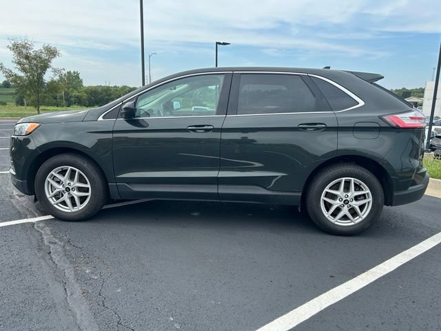 Certified 2023 Ford Edge SEL w/ Convenience Package AWD/4WD image 3