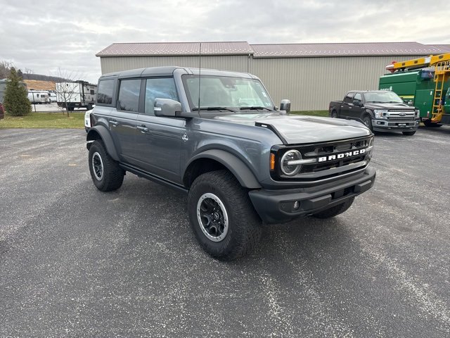 Certified 2022 Ford Bronco Outer Banks w/ Sasquatch Package video 1