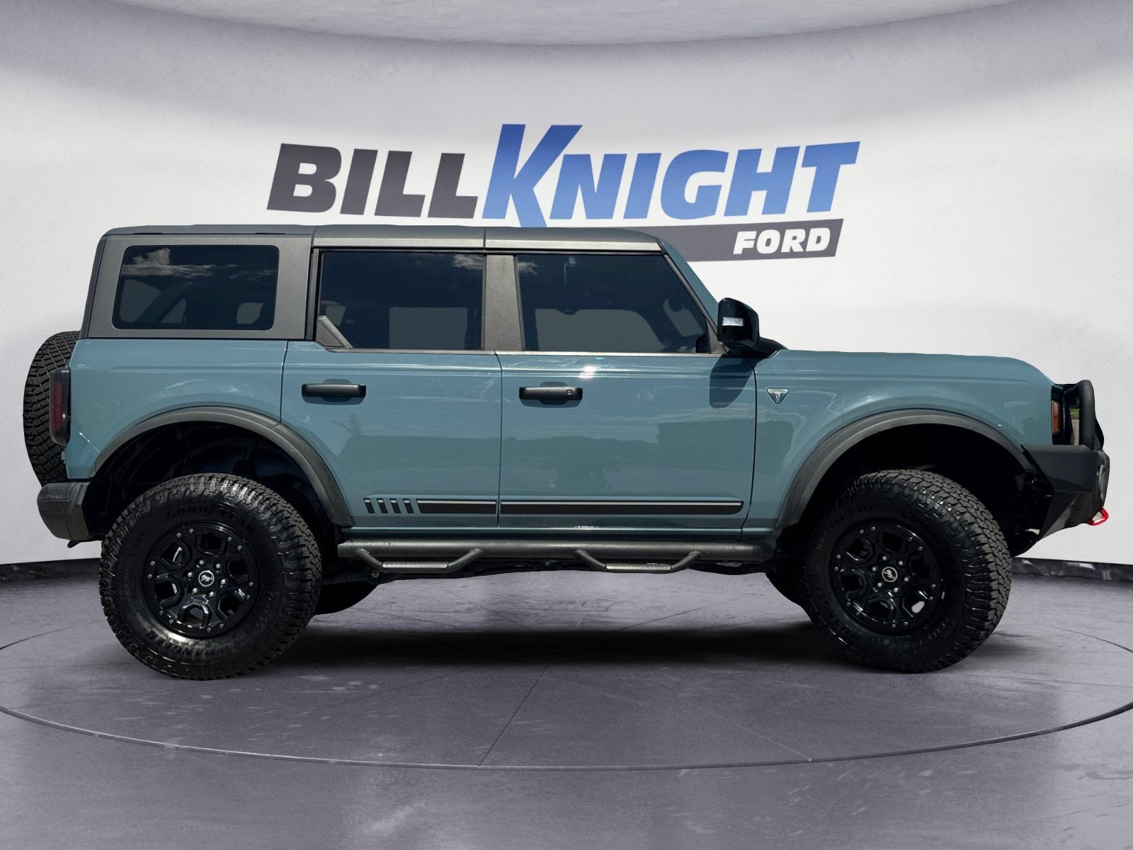 Certified 2021 Ford Bronco First Edition AWD/4WD image 6