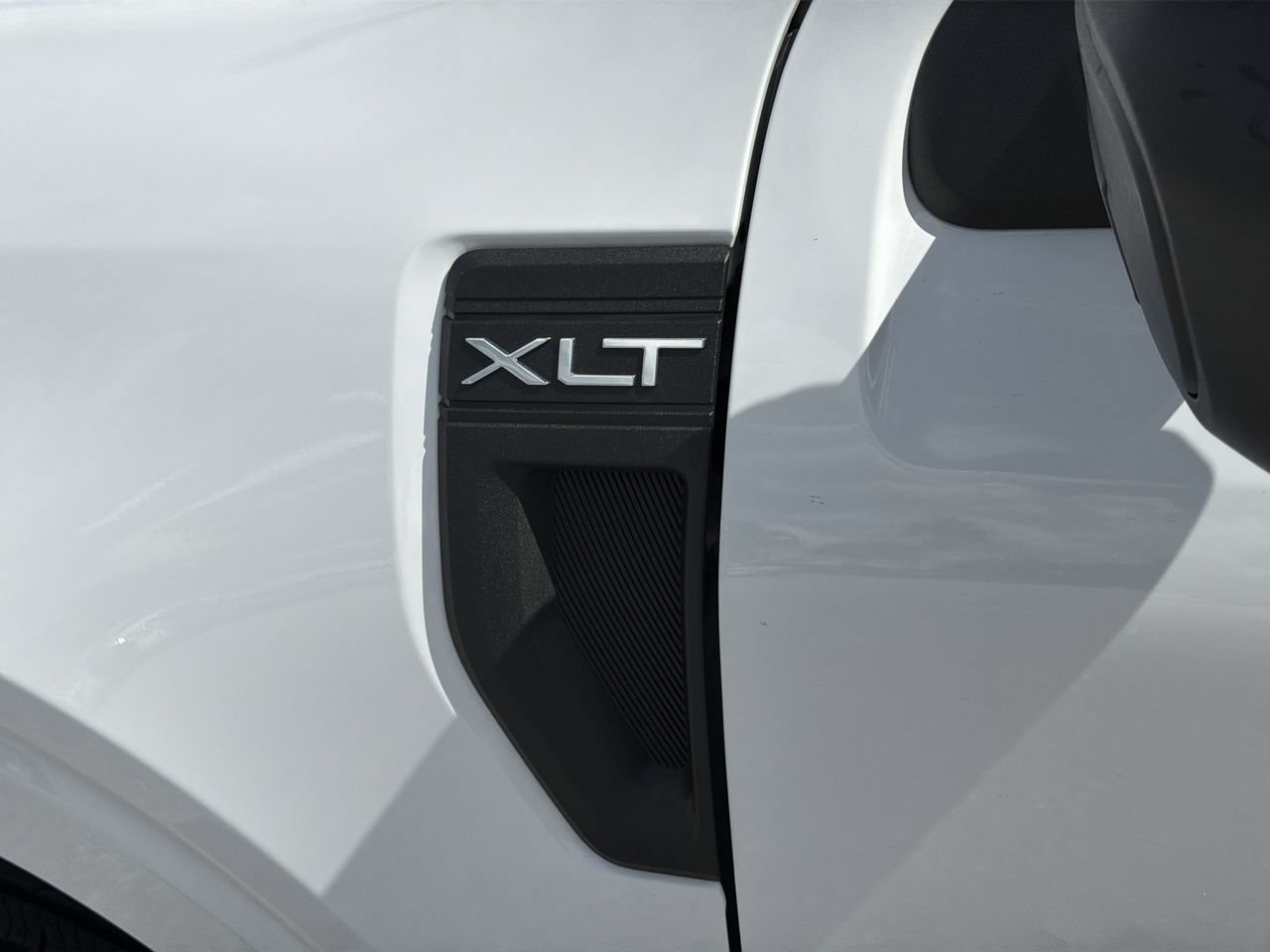 Certified 2025 Ford Maverick XLT FWD image 9