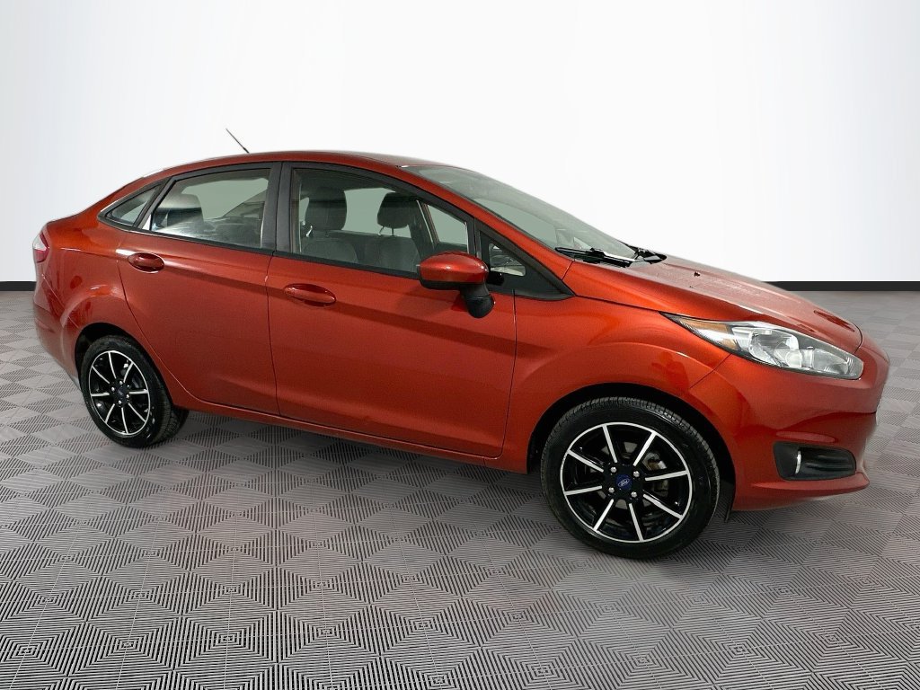 Certified 2018 Ford Fiesta SE w/ Equipment Group 201A FWD image 11