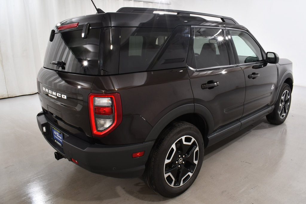 Certified 2021 Ford Bronco Sport Outer Banks AWD/4WD image 11