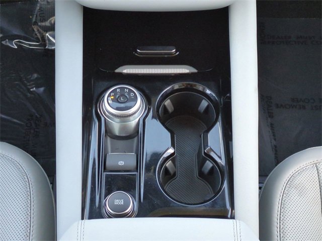 Certified 2025 Ford Explorer Platinum w/ Ultimate Package image 18