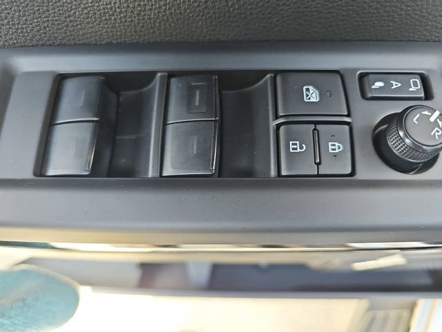 Used 2025 Toyota Tundra Limited image 28