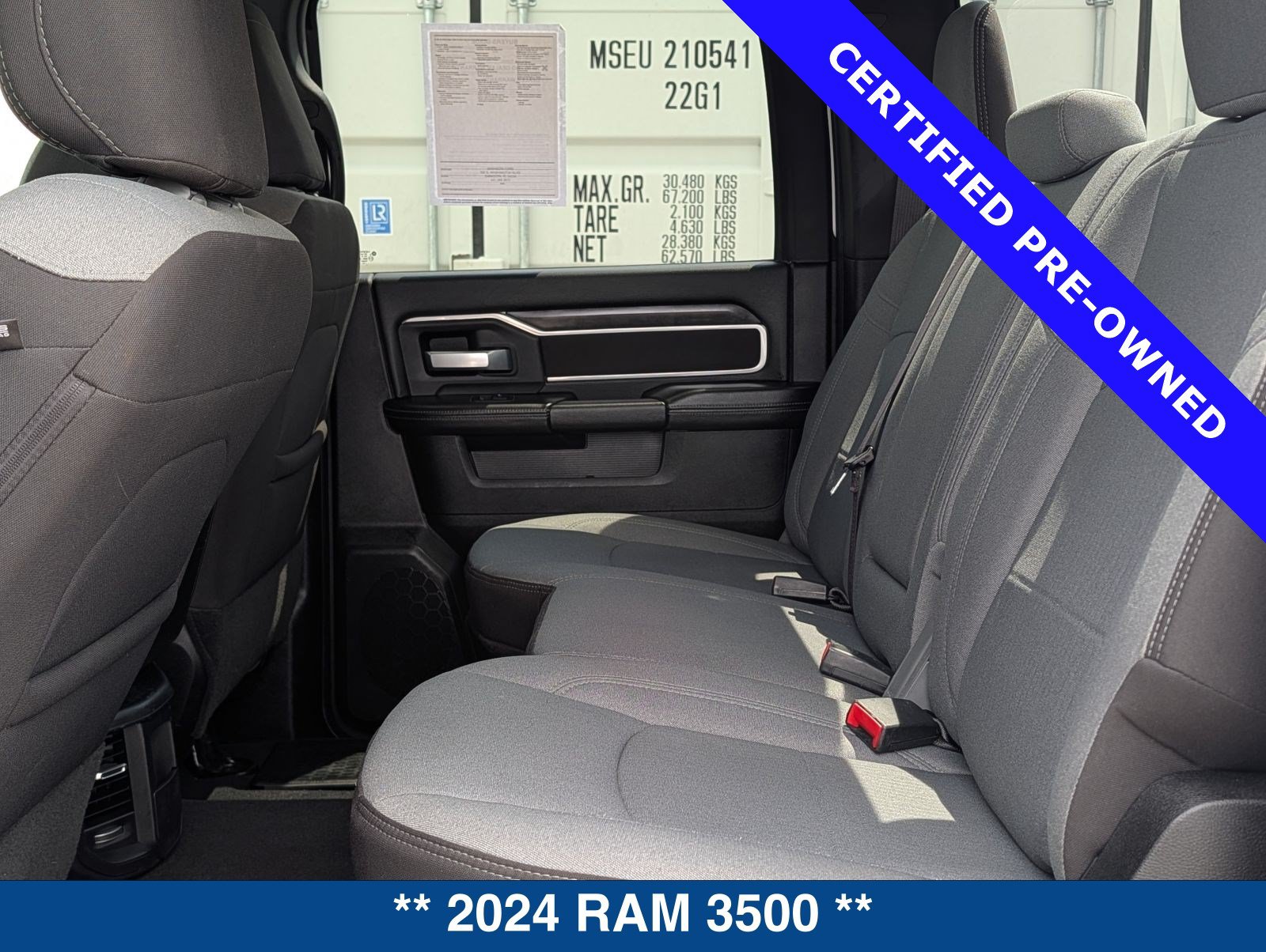 Used 2024 RAM 3500 Big Horn AWD/4WD image 17