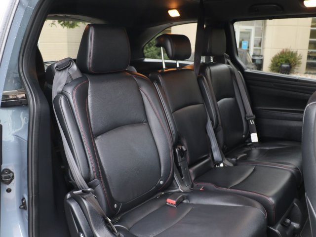Used 2025 Honda Odyssey Sport-L image 13