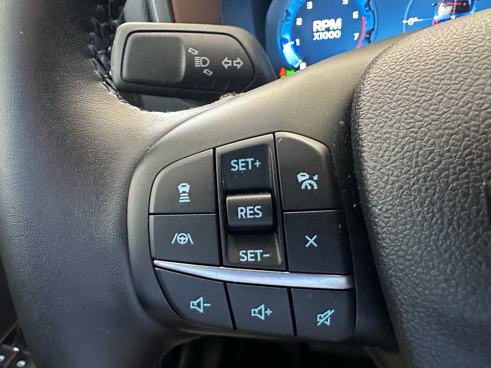Certified 2025 Ford Bronco Sport Outer Banks w/ Outer Banks Tech Package+ AWD/4WD image 44