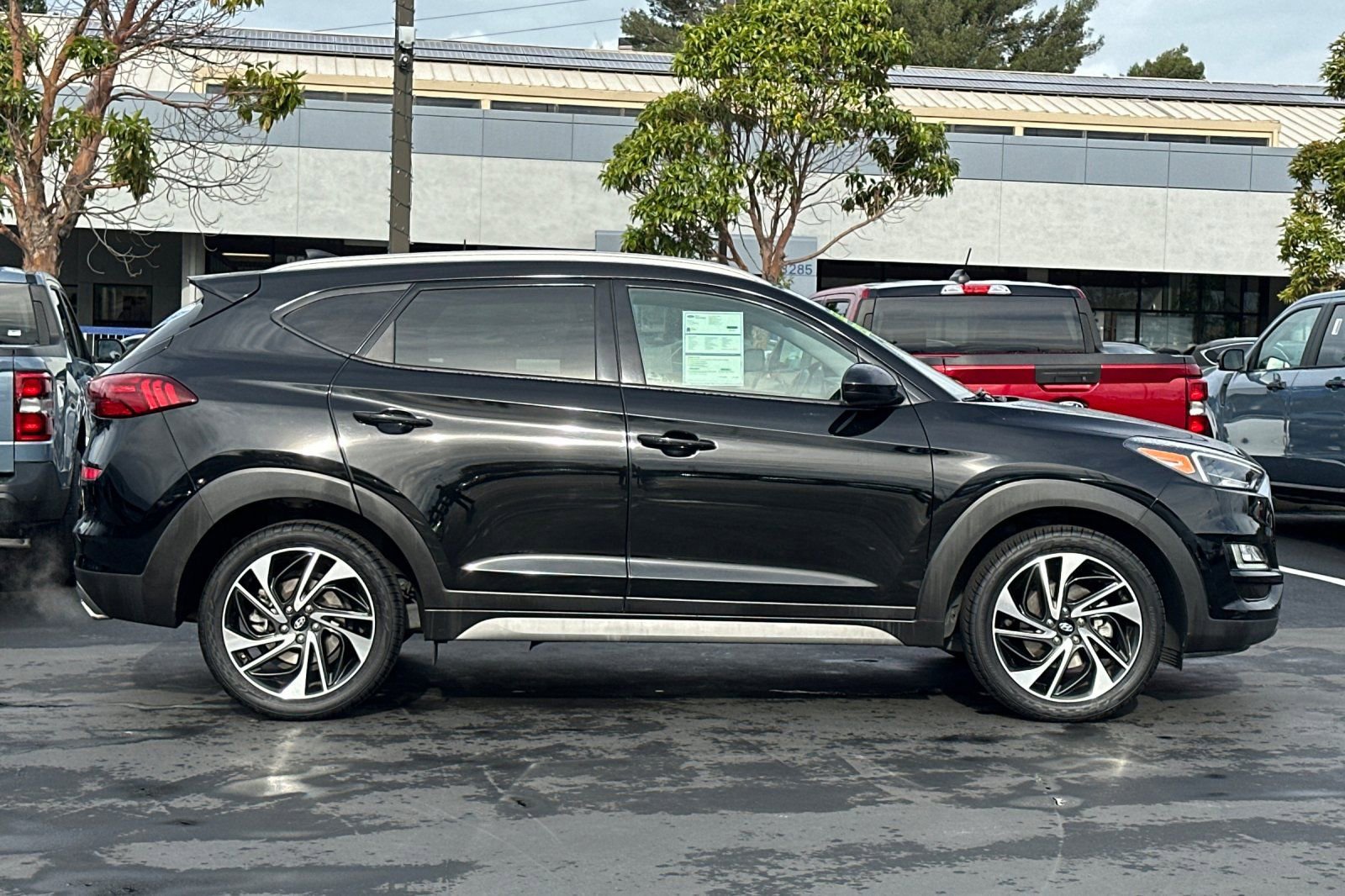 Used 2021 Hyundai Tucson Sport w/ Cargo Package image 4