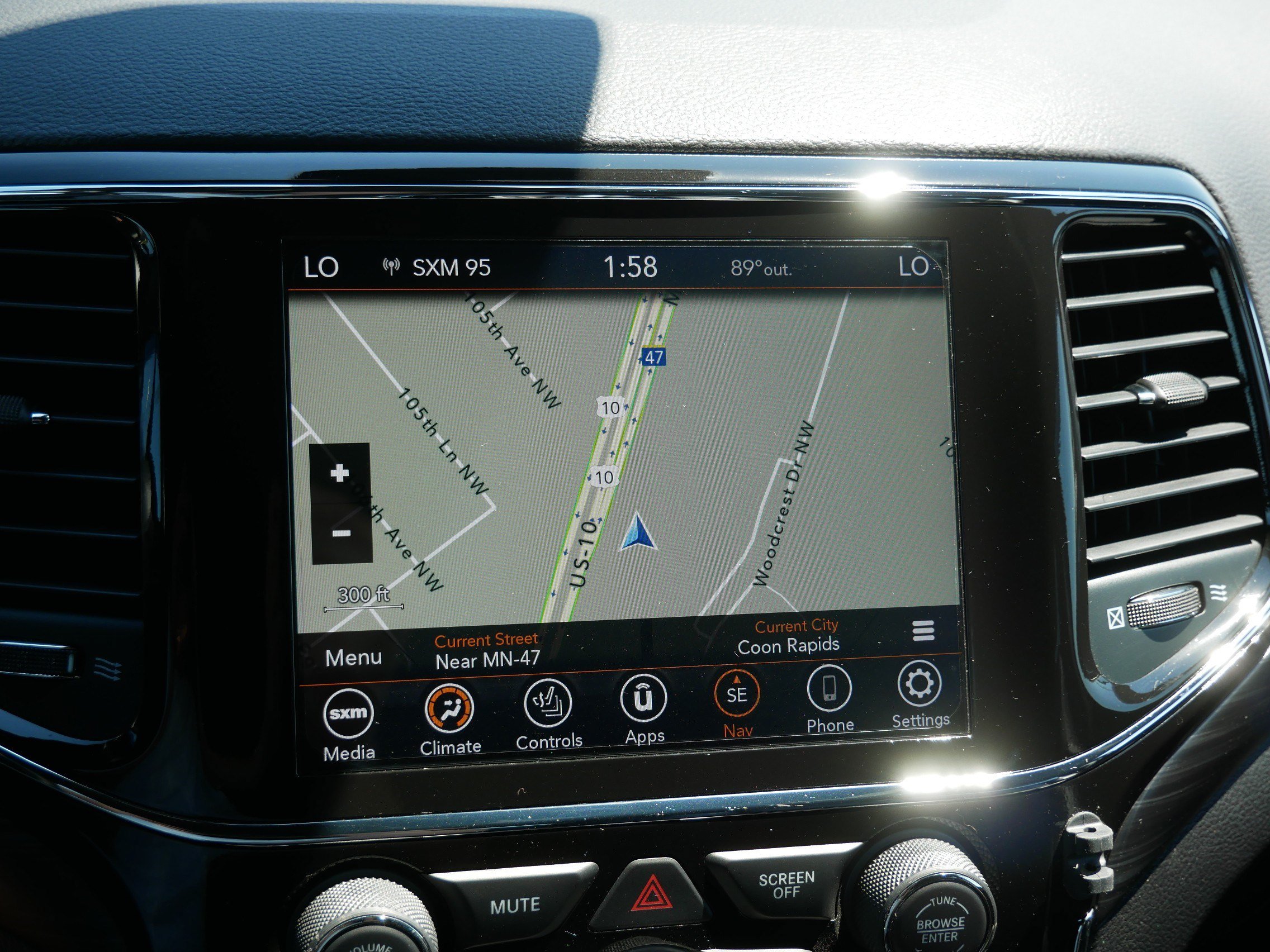 Used 2022 Jeep Grand Cherokee Laredo X AWD/4WD image 22