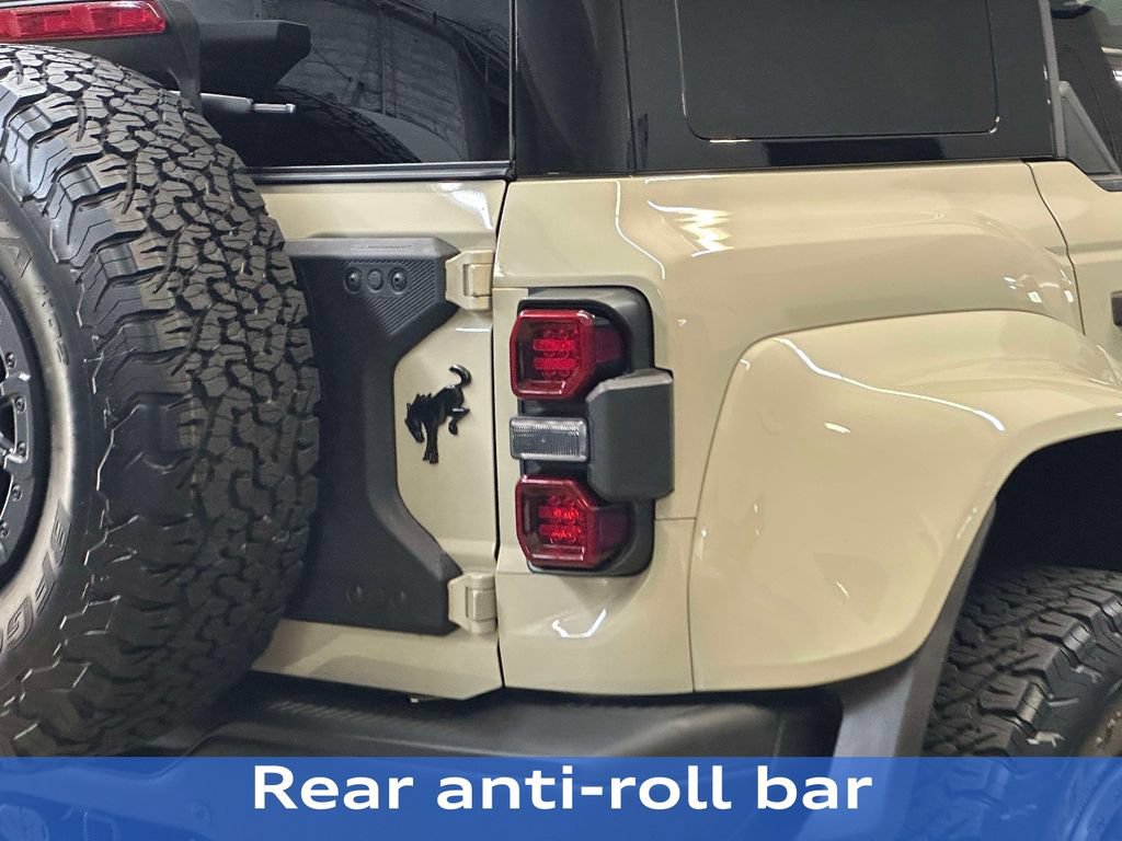 Certified 2025 Ford Bronco Raptor w/ Interior Carbon Fiber Pack AWD/4WD image 29