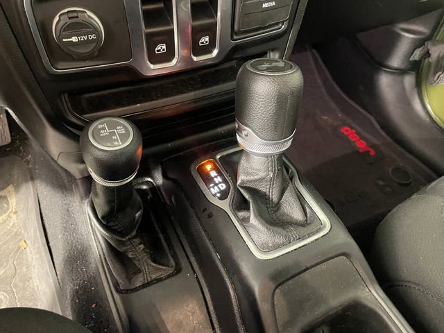 Used 2021 Jeep Wrangler Sport AWD/4WD image 9