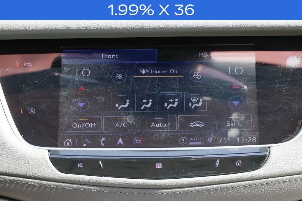 Used 2021 Cadillac XT5 Premium Luxury w/ LPO, Floor Liner Package AWD/4WD image 15
