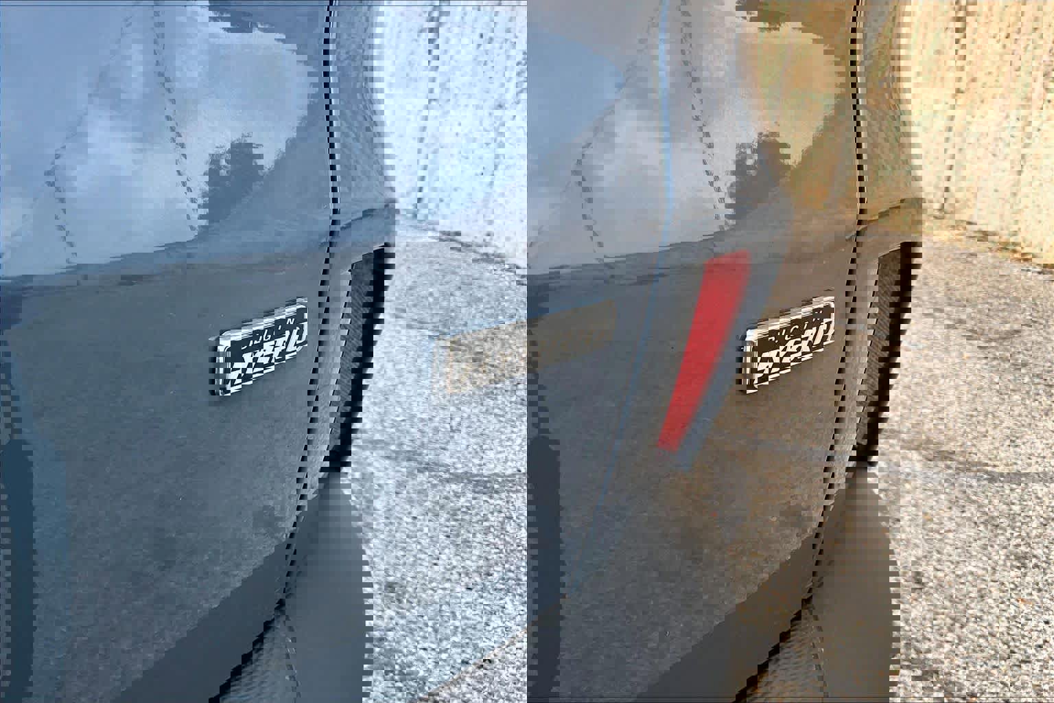 Certified 2025 Ford Escape SE w/ PHEV Premium Package image 31