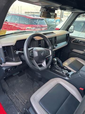 Certified 2023 Ford Bronco Wildtrak image 5