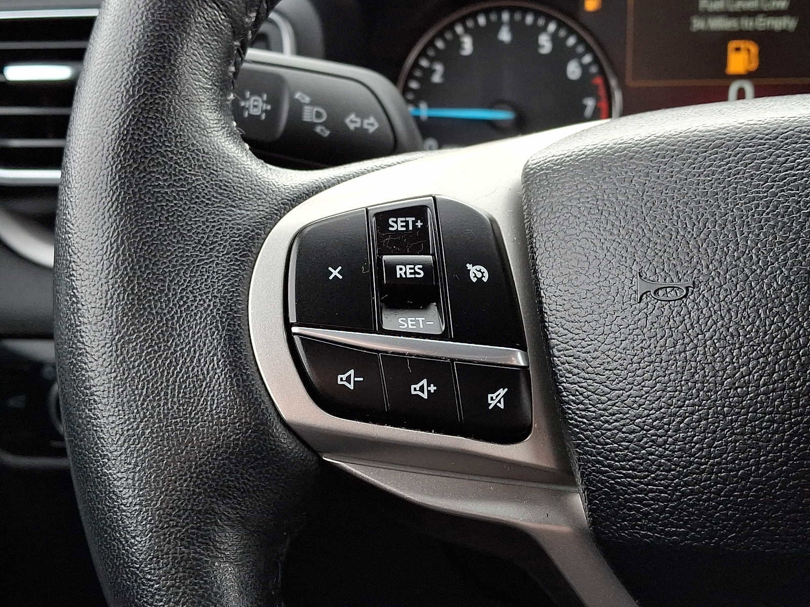 Certified 2024 Ford Explorer XLT w/ Equipment Group 202A image 22