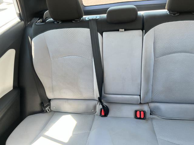 Used 2019 Toyota Prius LE AWD/4WD image 14