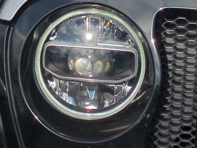 Used 2020 Jeep Gladiator Overland image 10