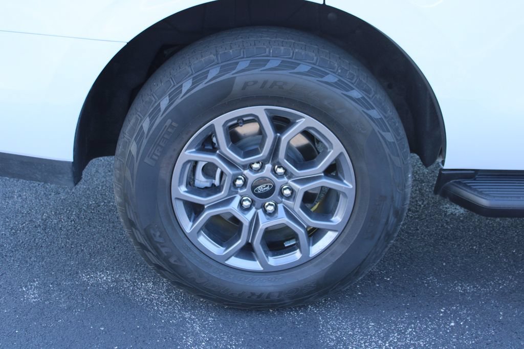 Certified 2025 Ford Expedition Active AWD/4WD image 21