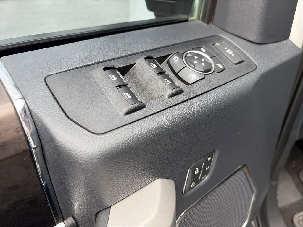 Certified 2022 Ford F250 Lariat w/ Black Appearance Package AWD/4WD image 24