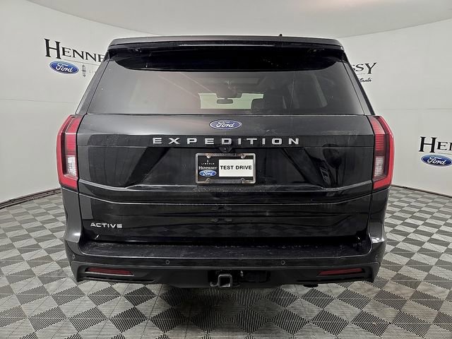 Certified 2025 Ford Expedition Active RWD image 6