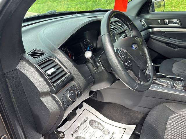 Certified 2019 Ford Explorer XLT AWD/4WD image 13