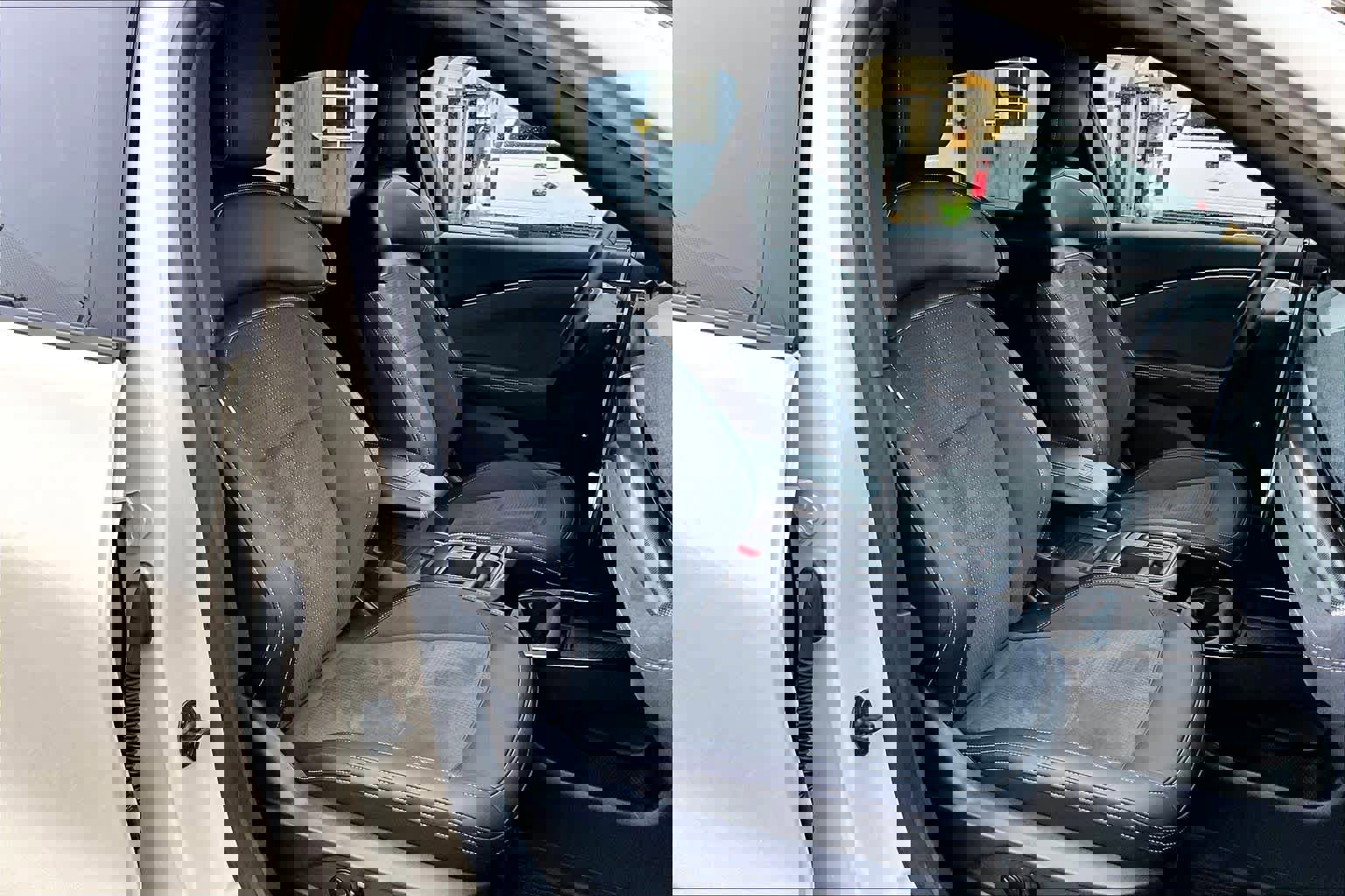 Certified 2025 Ford Mustang Mach-E GT image 8