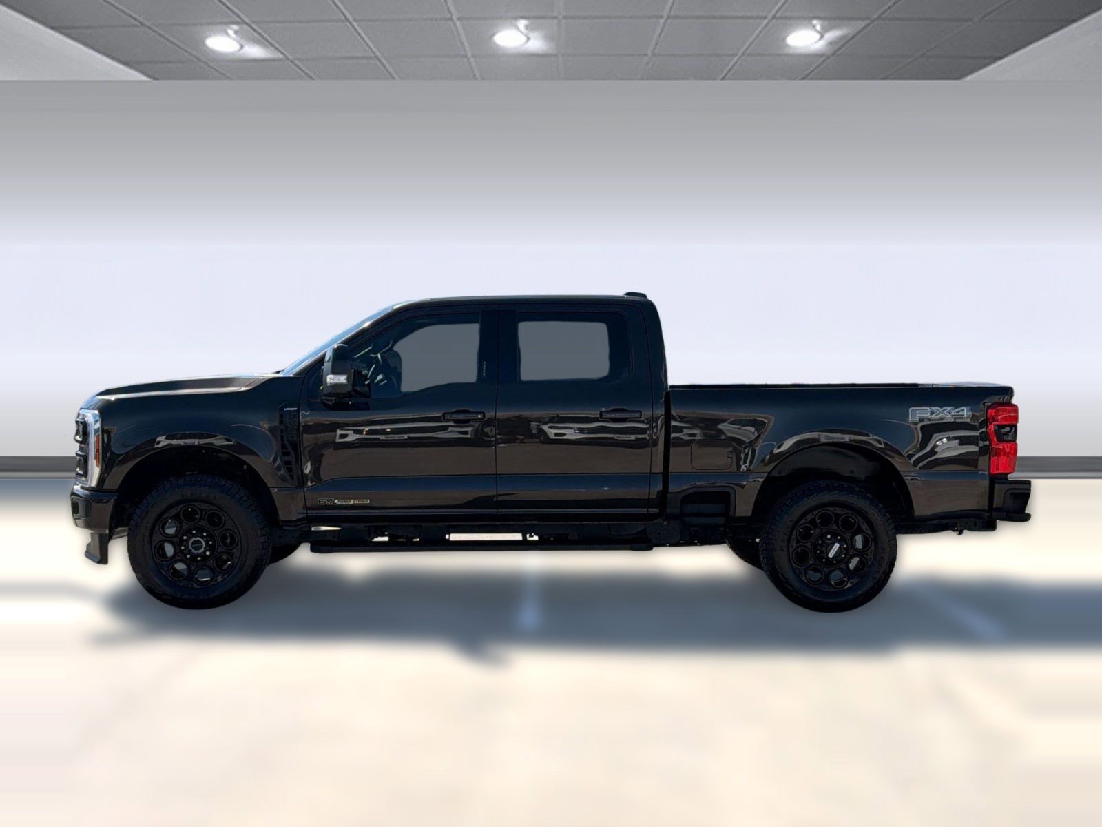 Certified 2024 Ford F250 Lariat w/ Black Appearance Package image 6