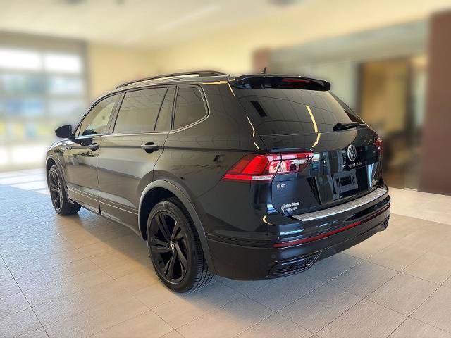 Used 2024 Volkswagen Tiguan SE R-Line FWD image 2