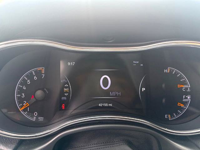 Used 2021 Jeep Grand Cherokee Laredo X AWD/4WD image 4