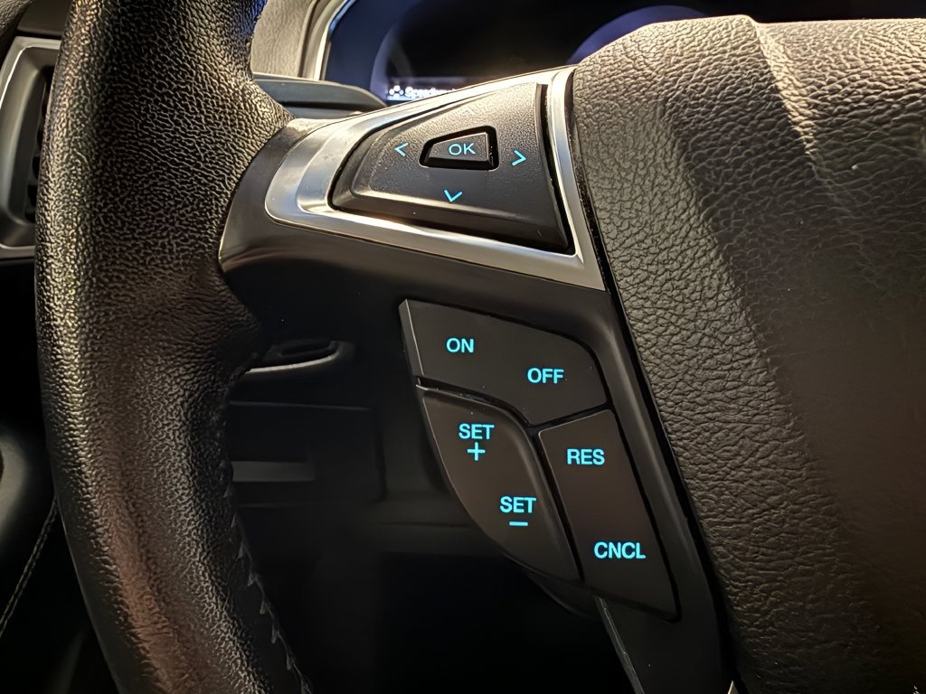 Certified 2017 Ford Edge Titanium w/ Equipment Group 302A FWD image 22