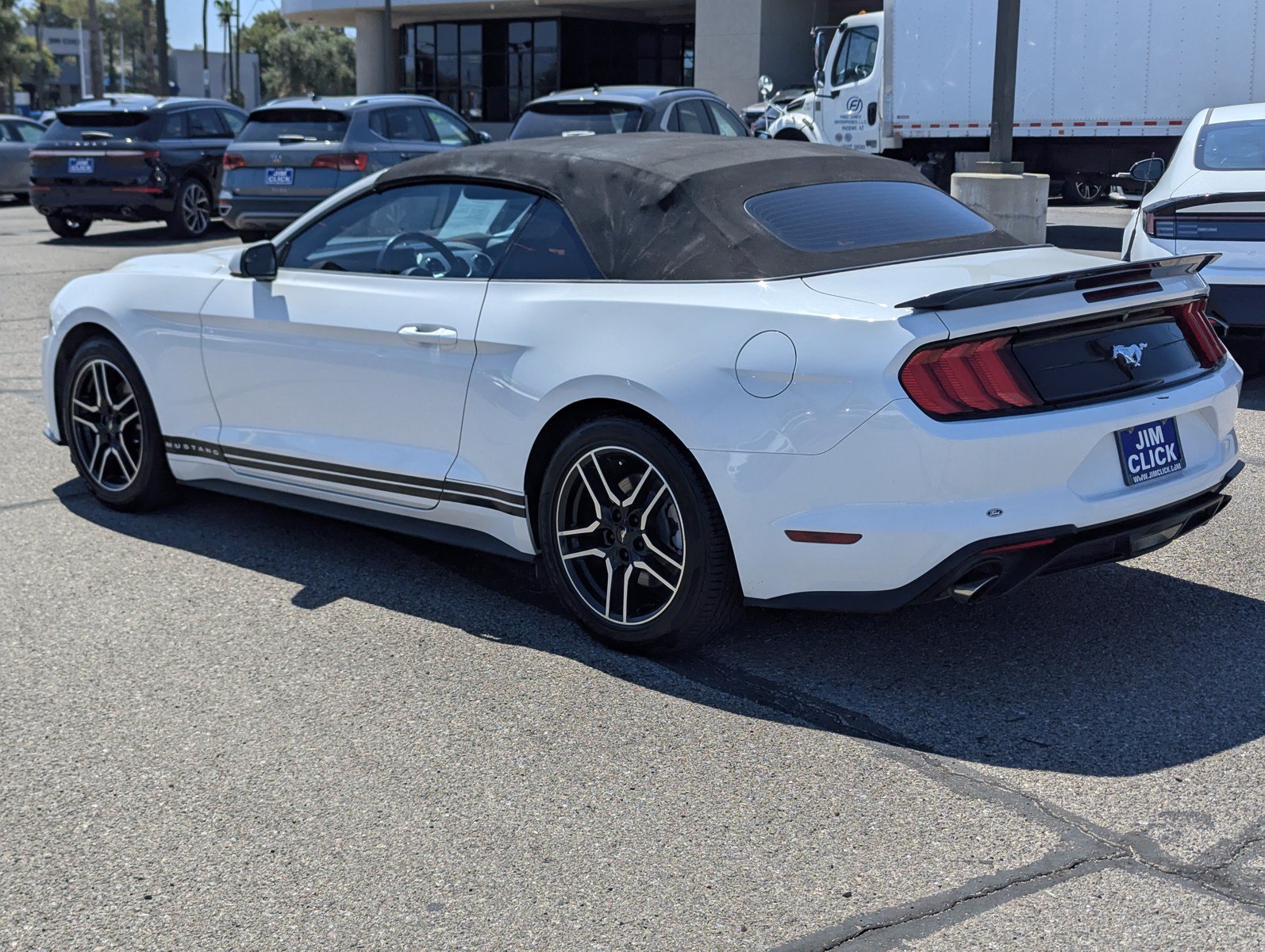 Certified 2018 Ford Mustang Convertible RWD image 4