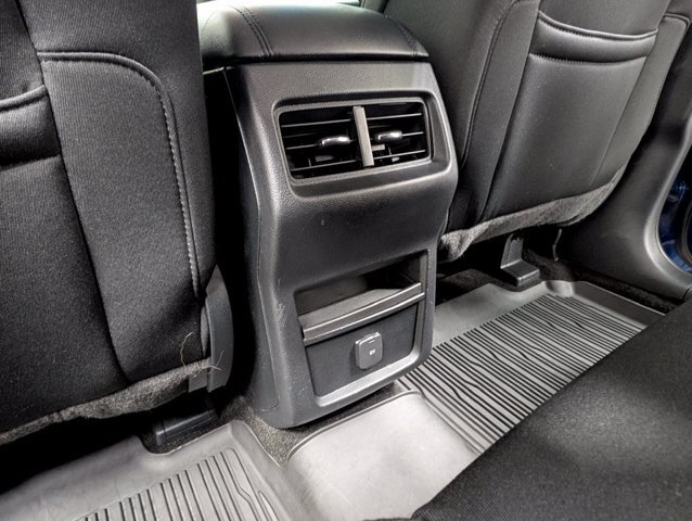 Certified 2020 Ford Edge SE FWD image 16