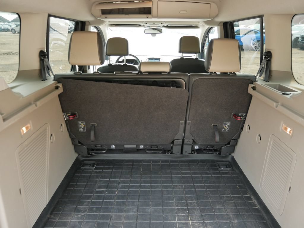 Certified 2017 Ford Transit Connect Titanium FWD image 12