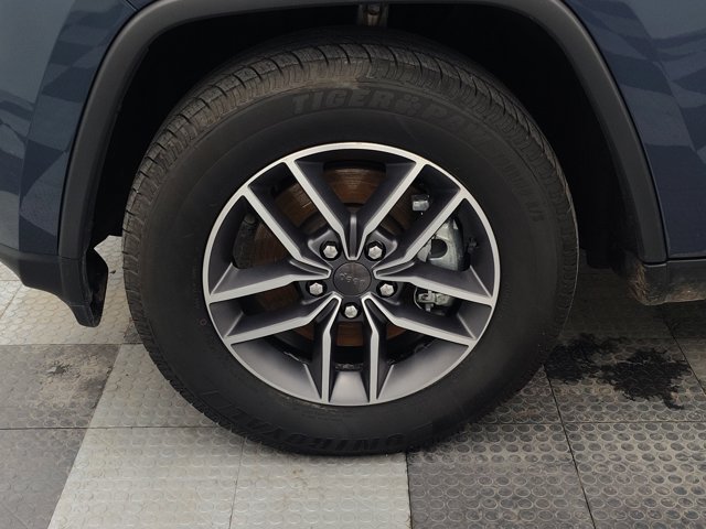 Used 2021 Jeep Grand Cherokee Limited AWD/4WD image 15