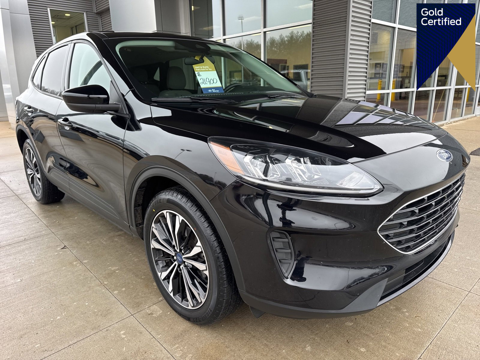 Certified 2022 Ford Escape SE w/ SE Sport Appearance Package