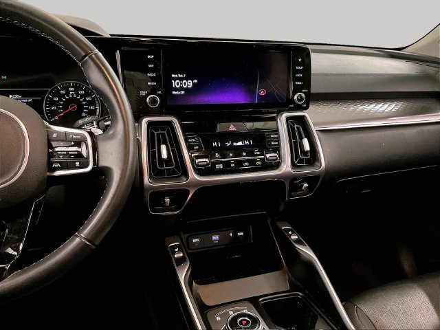 Used 2023 Kia Sorento EX AWD/4WD image 6