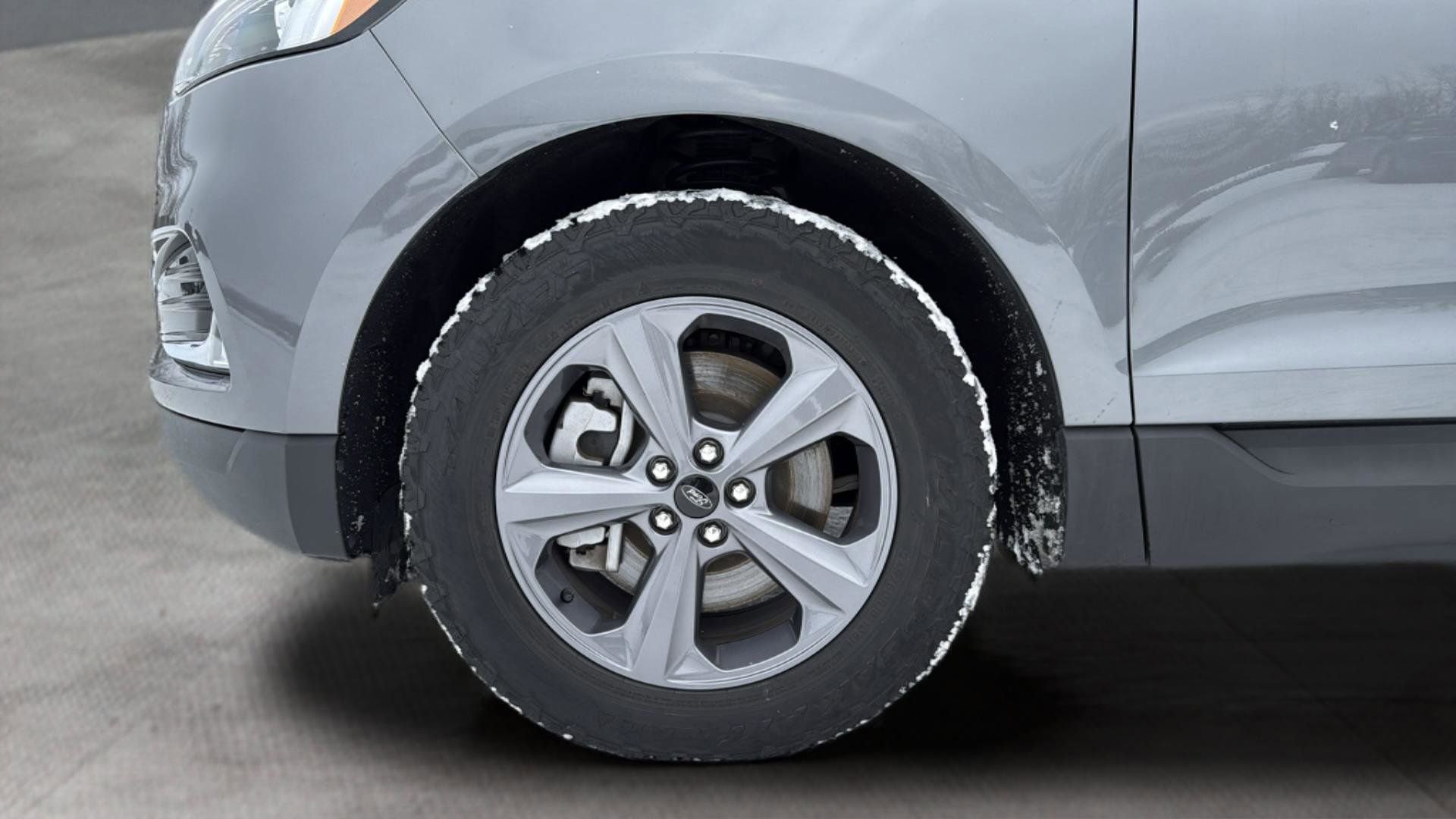 Certified 2024 Ford Edge SEL w/ Sport Appearance Package image 21