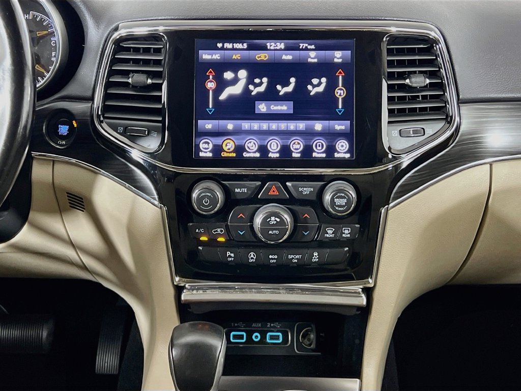 Used 2021 Jeep Grand Cherokee Limited AWD/4WD image 18