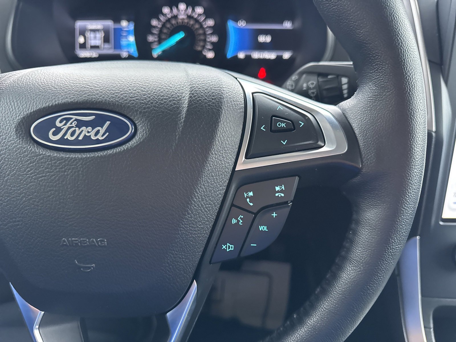 Certified 2022 Ford Edge SEL w/ Convenience Package image 29