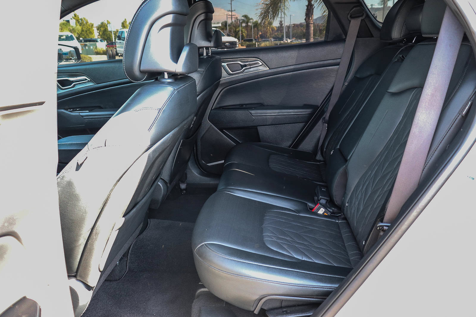 Used 2025 Kia Sportage X-Line w/ Premium Package AWD/4WD image 18