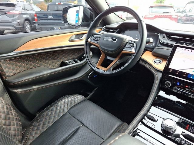 Used 2022 Jeep Grand Cherokee L Summit image 15