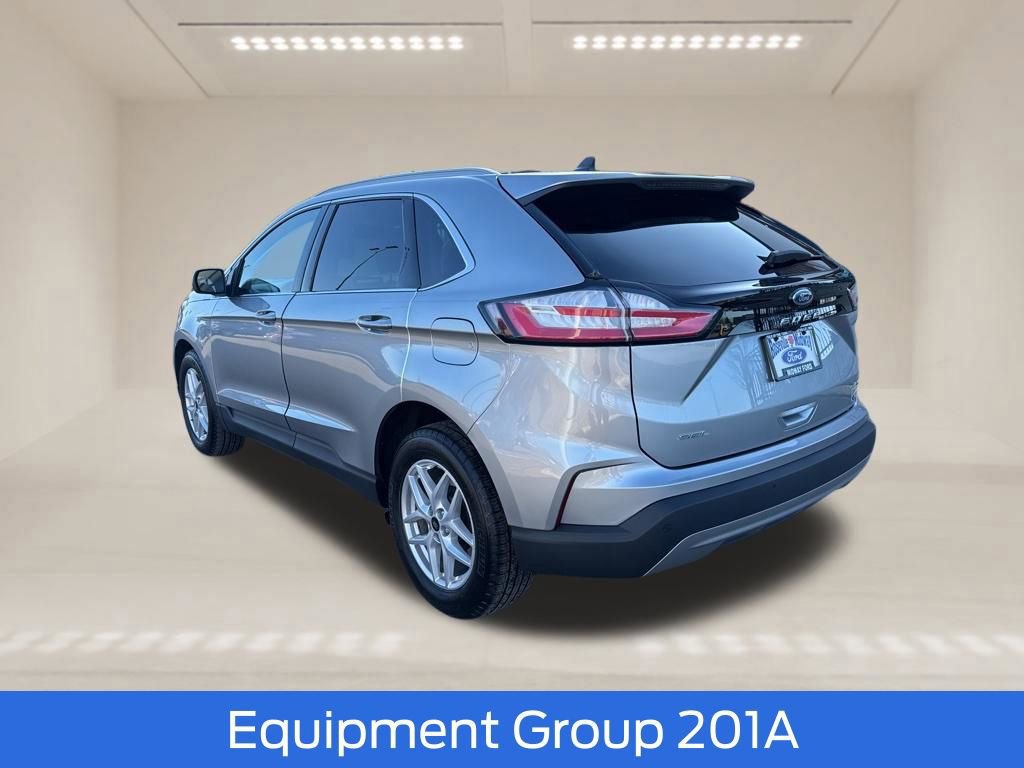 Certified 2023 Ford Edge SEL w/ Convenience Package AWD/4WD image 3