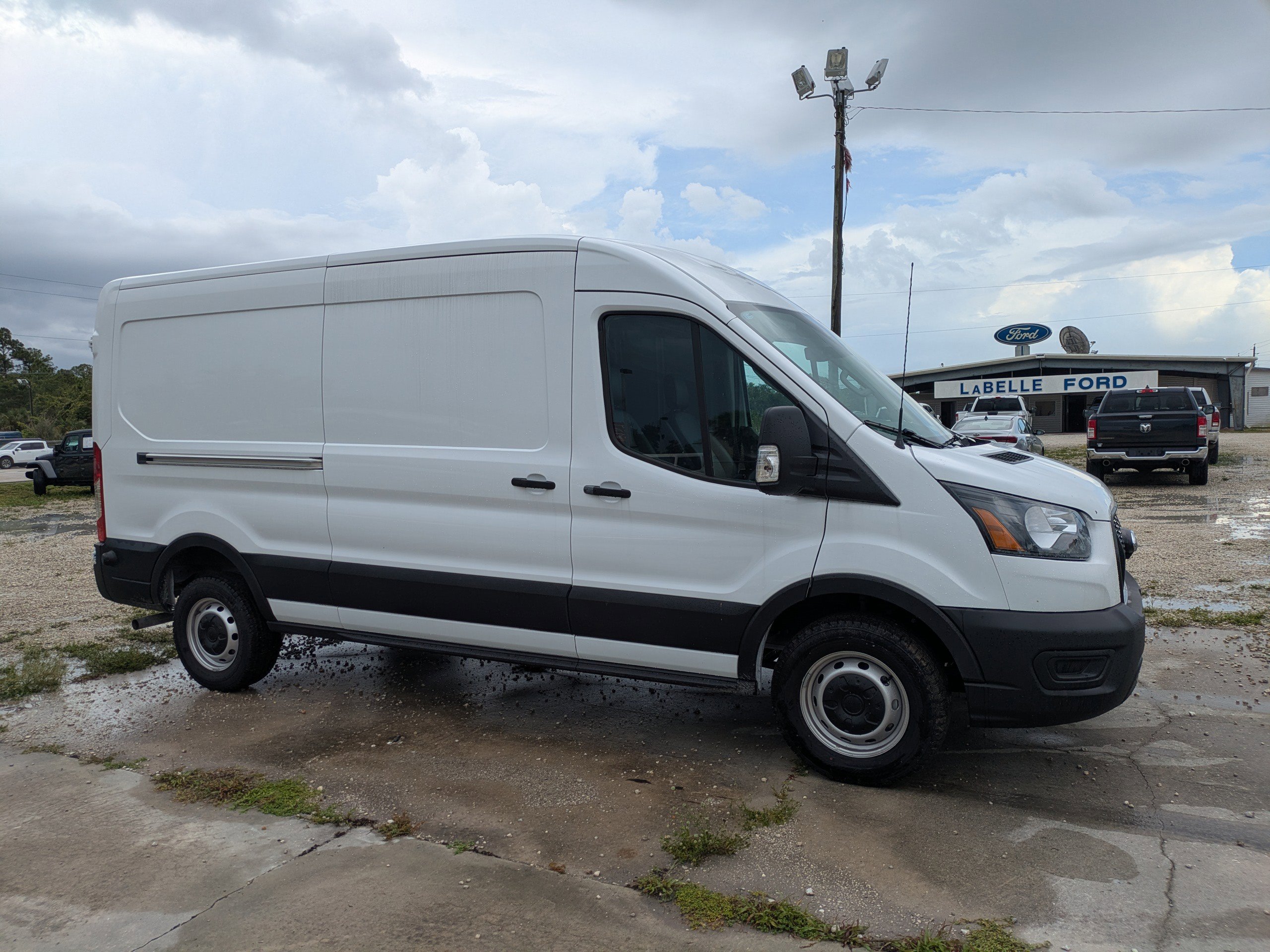 Certified 2024 Ford Transit 250 148 Medium Roof RWD image 2