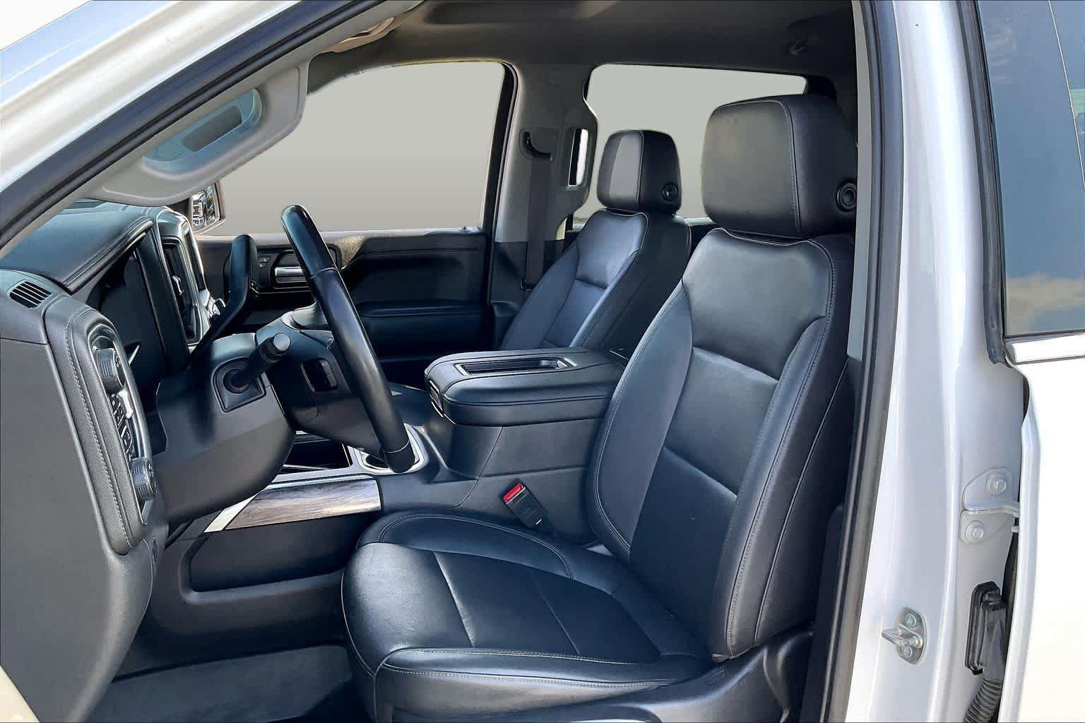 Used 2022 Chevrolet Silverado 1500 LTZ AWD/4WD image 8