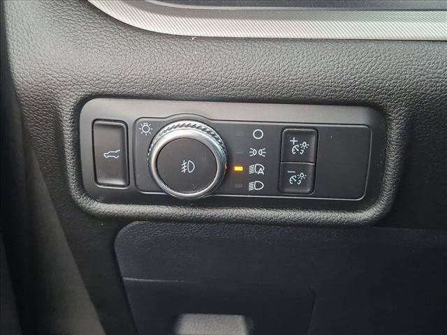 Certified 2022 Ford Explorer XLT w/ Equipment Group 202A RWD image 14